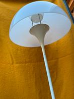 Panthella vloerlamp van verner panton voor louis poulsen, Huis en Inrichting, Lampen | Vloerlampen, Gebruikt, C, B, A