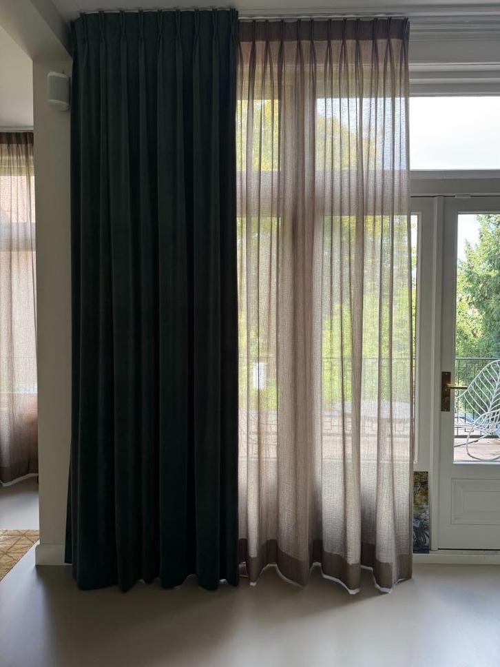 Kendix Aspen velours gordijnen – donkergroen – 3,20 m hoog, Huis en Inrichting, Stoffering | Gordijnen en Lamellen, Zo goed als nieuw