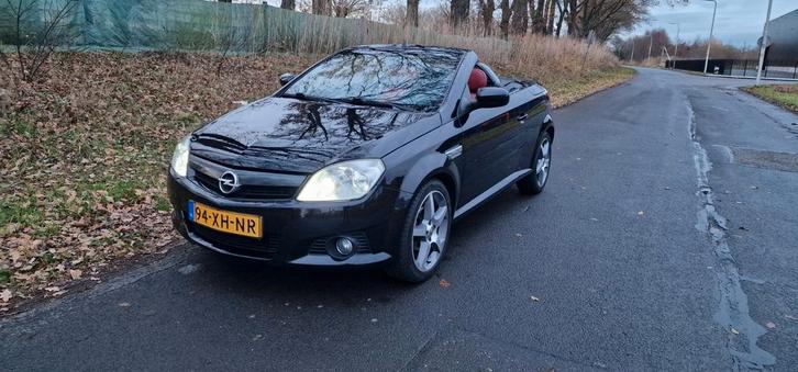 Opel Tigra 1.4 cabrio | 2007 | APK 07-26 | nette volle auto!, Auto's, Opel, Particulier, Tigra, ABS, Achteruitrijcamera, Airbags