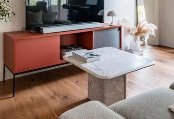 MOET WEG salontafel Italiaans Carrara marmer – 70x70cm beschikbaar voor biedingen
