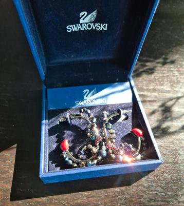 Swarovski oorbellen beschikbaar voor biedingen