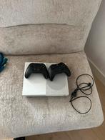 Xbox One S - 500gb - Met 2 controllers 3 spellen, Spelcomputers en Games, Spelcomputers | Xbox One, Gebruikt, Met 2 controllers