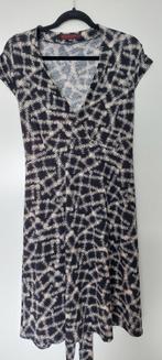 Jurk zomer met stretch v hals zwart beige, Kleding | Dames, Ophalen of Verzenden, Zo goed als nieuw, Maat 38/40 (M), Zwart