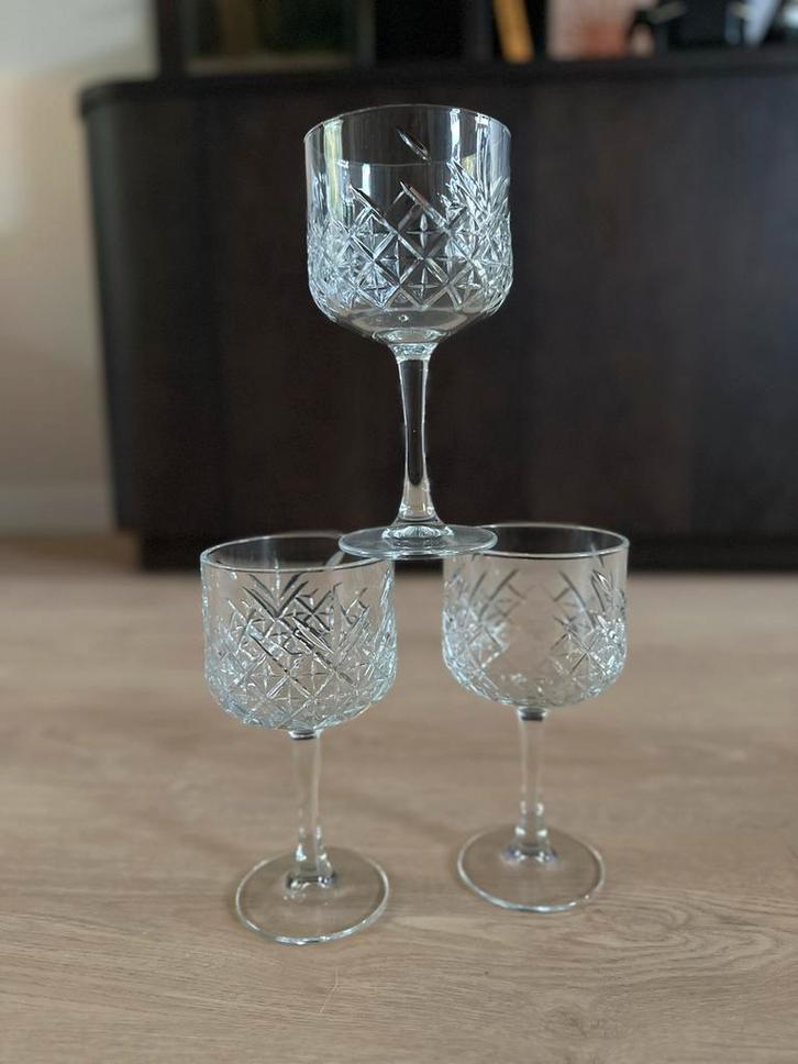 Pasabahce Gin Cocktail Glazen - Set van 15, Huis en Inrichting, Keuken | Servies, Zo goed als nieuw, Overige stijlen, Glas, Ophalen