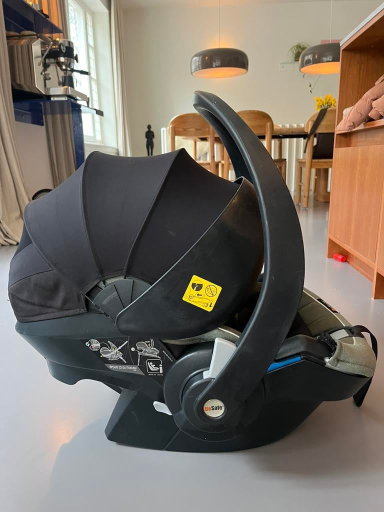 SET BeSafe iZi Go Modular i-Size "maxicosi" + onderstel, Kinderen en Baby's, Autostoeltjes, Gebruikt, Slaapstand, Isofix, 0 t/m 13 kg