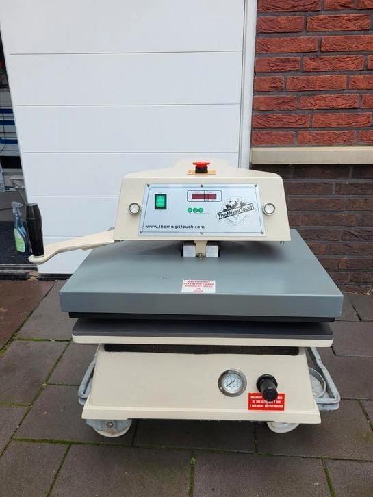 Professionele transferpers  / hittepers  /  kledingpers, Hobby en Vrije tijd, Kledingapplicaties en Hotfix, Zo goed als nieuw