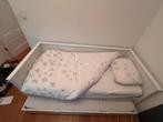Bed wit, 1 persoons 90x200 en uitschuifbaar logeerbed, Ophalen, 85 tot 100 cm, Gebruikt, Lattenbodem