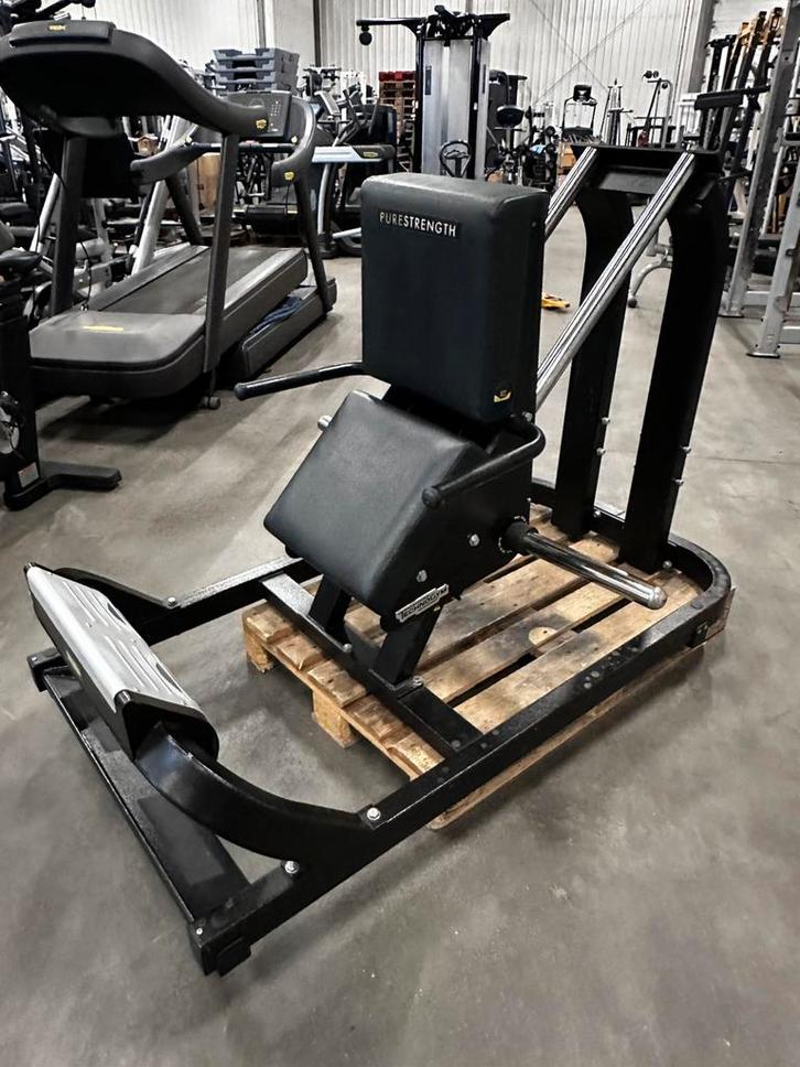 Technogym Pure Strength Plate Loaded Calf Press, Sport en Fitness, Fitnessmaterialen, Gebruikt, Overige typen, Ophalen
