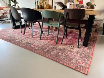 Groot vintage retro tapijt 226x316 beschikbaar voor biedingen