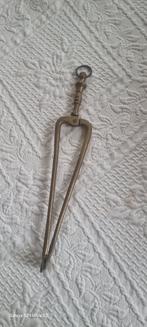 Antieke messing kolentang voor aan Friese klok, Ophalen of Verzenden