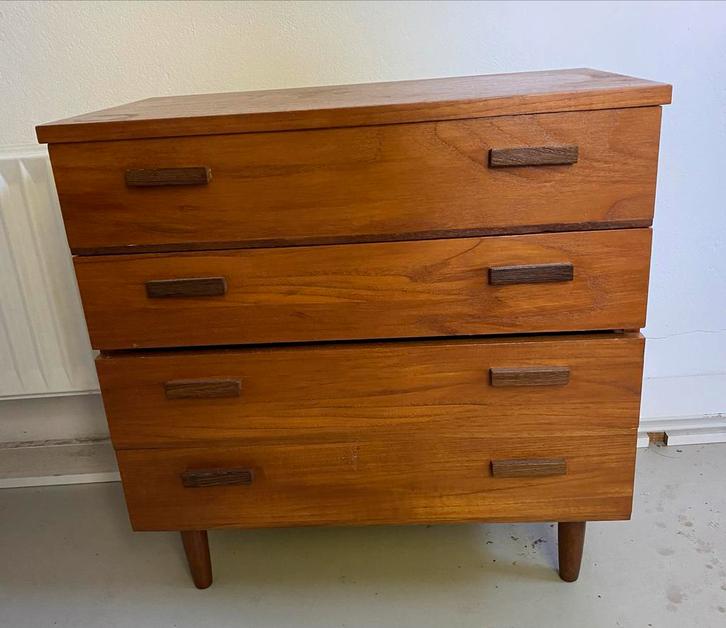 Vintage kastje - DIY pootje, Huis en Inrichting, Kasten | Dressoirs, Gebruikt, 50 tot 100 cm, 25 tot 50 cm, Met lade(s), Teakhout
