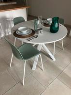 IKEA Mariedamm table & 3 Lidas chairs, Ophalen, 50 tot 100 cm, 50 tot 100 cm, Zo goed als nieuw