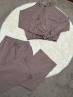Een set broeken en een sweatshirt met rits, comfortabel, Overige kleuren, Verzenden, Olileo, Zo goed als nieuw