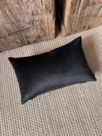 Claudi sierkussen, Huis en Inrichting, Woonaccessoires | Kussens, Ophalen of Verzenden, Zo goed als nieuw, Zwart, Rechthoekig