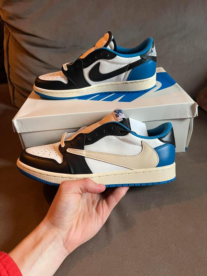 Nike Air Jordan 1 Low Travis Scott x Fragment, Kleding | Heren, Schoenen, Zo goed als nieuw, Sneakers of Gympen, Overige kleuren