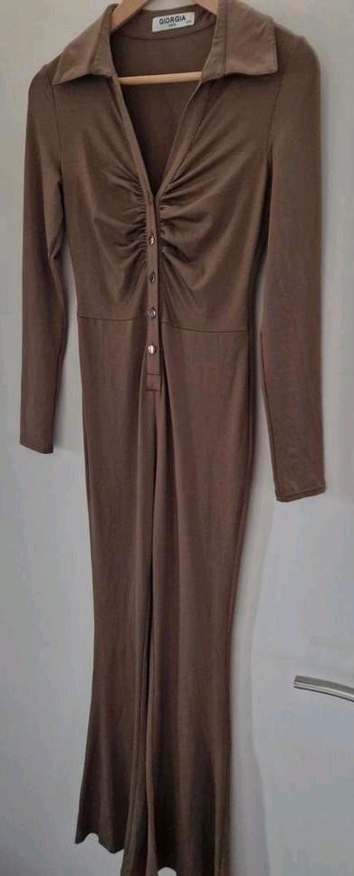 JUMPSUIT TRAVELSTOF BRUIN MT S GIORGIA, Kleding | Dames, Jumpsuits, Zo goed als nieuw, Maat 36 (S), Bruin, Ophalen of Verzenden