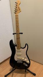 Gitaarset – Squier Strat met pedalen RAT en Digitech chorus, Muziek en Instrumenten, Ophalen, Gebruikt, Solid body, Overige merken