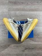 Adidas Yeezy boost 350 V2 Light maat 40, Kleding | Heren, Schoenen, Overige kleuren, Ophalen of Verzenden, Yeezy, Sneakers of Gympen