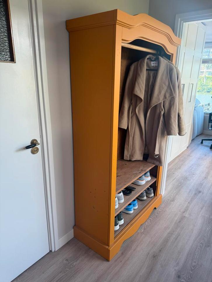 Mooie antieke hardhouten kast, ook leuk voor babykleertjes, Huis en Inrichting, Kasten | Kledingkasten, Gebruikt, 150 tot 200 cm