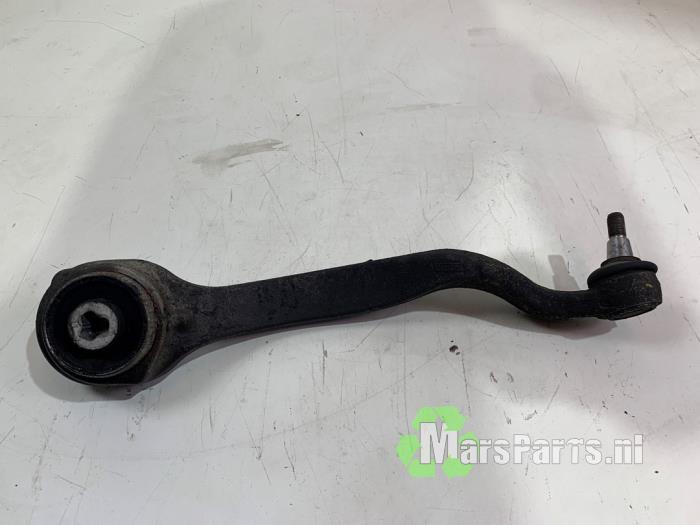 Draagarm links-voor van een Mercedes E-Klasse, Auto-onderdelen, Ophanging en Onderstel, Mercedes-Benz, Gebruikt, 3 maanden garantie