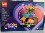 LEGO 4002022 10 years of Friends, Employee exclusive, Kinderen en Baby's, Speelgoed | Duplo en Lego, Ophalen of Verzenden, Nieuw
