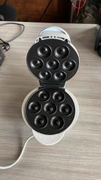 Donut maker mini cup cake maker, Hobby en Vrije tijd, Taarten en Cupcakes maken, Ophalen, Zo goed als nieuw, Cupcakes, Bakvorm
