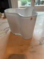 Vaas Ittala Alvar Aalto, Huis en Inrichting, Woonaccessoires | Vazen, Ophalen, Wit, Aardewerk of Porselein, Zo goed als nieuw