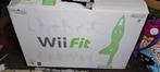 Wii Fit Board - Houd jezelf fit!, Ophalen, Gebruikt, 1 speler, Vanaf 3 jaar