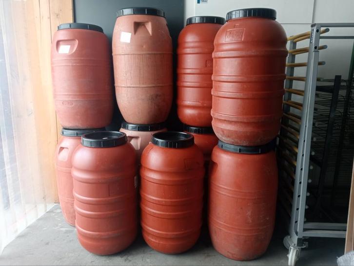 Regenton - Ideaal voor Tuin!, Tuin en Terras, Regentonnen, Gebruikt, Kunststof, 75 tot 150 liter, Met kraantje, Ophalen