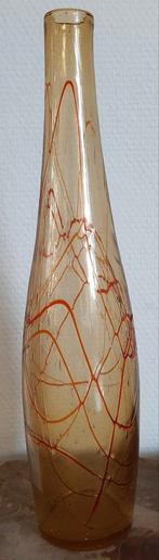 Vaas murano okergeel glas met rode glas draden hoogte 35 cm, Geel, Ophalen of Verzenden, Minder dan 50 cm, Glas