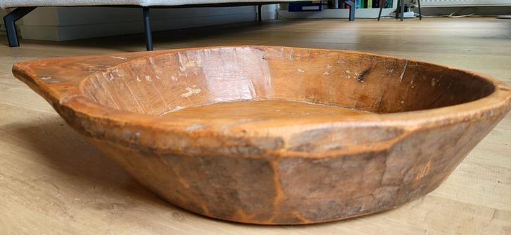 landelijke houten schaal, Huis en Inrichting, Woonaccessoires | Schalen en Manden, Gebruikt, Schaal, Rond, Hout, Ophalen of Verzenden