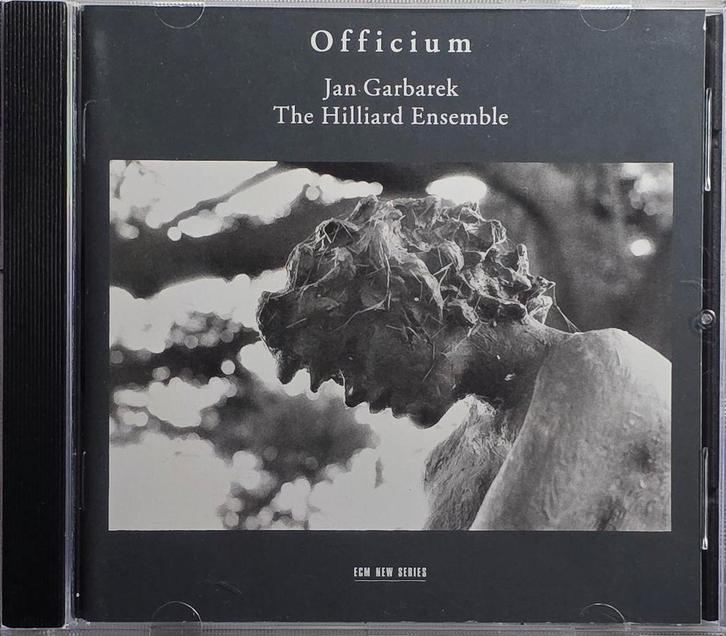 Officium - Garbarek & Hilliard Ensemble - ECM CD, Cd's en Dvd's, Cd's | Klassiek, Zo goed als nieuw, Vocaal, Middeleeuwen en Renaissance