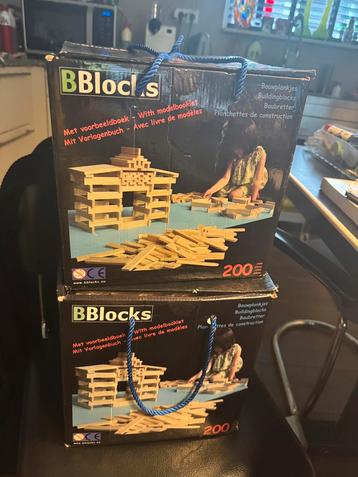 Twee dozen BBlocks met honderden plankjes beschikbaar voor biedingen