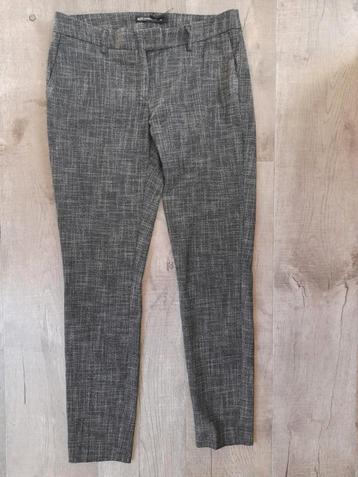 Broek pantalon damesbroek maat 36 zwart gemeleerd beschikbaar voor biedingen