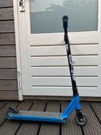 Stuntstep blauw Decathlon 78 cm hoog, Fietsen en Brommers, Steps, Ophalen, Gebruikt, Gewone step, Decathlon