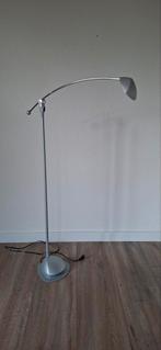 Stijlvolle zilverkleurige lamp, 100 tot 150 cm, Ophalen of Verzenden, Zo goed als nieuw, Metaal