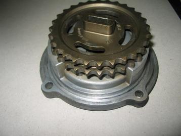 Porsche 996 Oliepompen met kettingwielen 996 107 021 beschikbaar voor biedingen