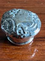 Antiek Flesje met Zilveren Dop, Antiek en Kunst, Antiek | Glas en Kristal, Ophalen of Verzenden