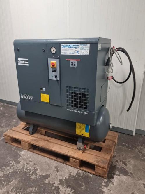 Atlas Copco 7.5 kw schroefcompressor op tank met droger, Doe-het-zelf en Verbouw, Compressors, Zo goed als nieuw, 6 tot 10 bar