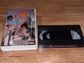 The girls of cell block F. Ex rental  beschikbaar voor biedingen