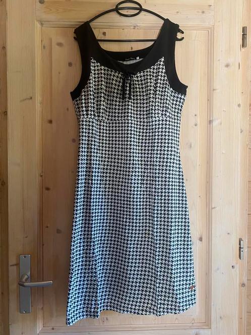 Tante Betsy jurkje, maat XL, Kleding | Dames, Jurken, Gedragen, Maat 46/48 (XL) of groter, Zwart, Knielengte, Ophalen of Verzenden