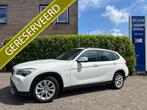 BMW X1 sDrive18i Airco, Stoelverw, Elec.Pakket, Pdc!, X1, Zwart, 4 cilinders, Wit