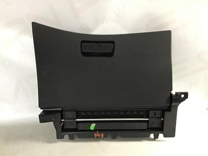 Dashboardkastje BMW E46 5116RT8203822, Auto-onderdelen, Interieur en Bekleding, BMW, Gebruikt, Ophalen of Verzenden