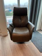 Sta op stoel Lederen Draaifauteuil elektrische-, Minder dan 75 cm, Leer, Ophalen of Verzenden, Zo goed als nieuw