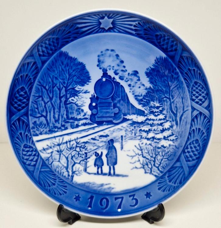 Porseleinen Kerstmis wandbord Royal Copenhagen Denmark 1973., Antiek en Kunst, Antiek | Wandborden en Tegels, Ophalen of Verzenden