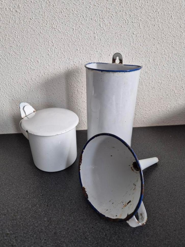 Emaille Potje en Trechter - Vintage Keukenaccessoires, Antiek en Kunst, Antiek | Emaille, Ophalen of Verzenden