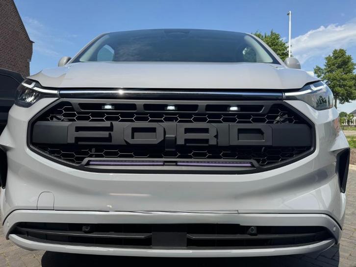 2024-2025 ford transit raptor grill, Auto-onderdelen, Carrosserie en Plaatwerk, Bumper, Ford, Voor, Nieuw, Ophalen of Verzenden
