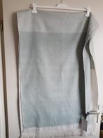 Burundy mintgroene met witte alpacawollen sjaal NIEUW!, Burundy, Ophalen of Verzenden, Nieuw, Sjaal