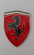 Ferrari Logo embleem 3d Aluminium rood, Nieuw, Auto's, Ophalen of Verzenden