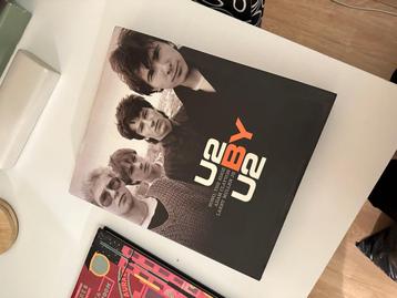 U2 by U2 + Twenties London Boeken beschikbaar voor biedingen